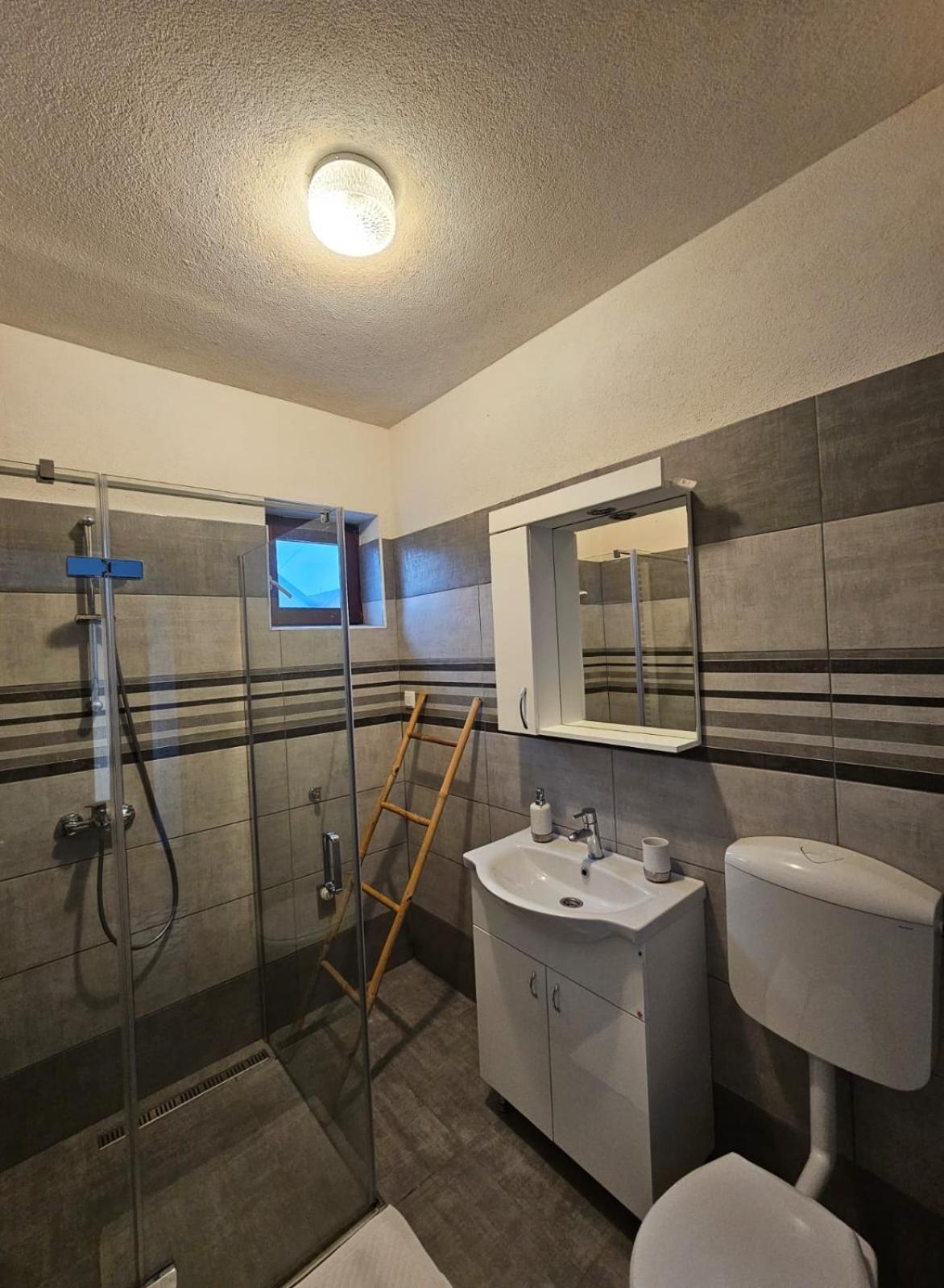 Studio Apartman Dora إيلوك المظهر الخارجي الصورة